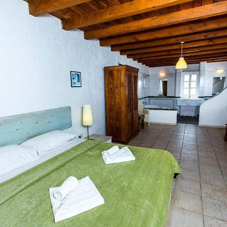 Villa Clarissa & Carmel View Пафос Экстерьер фото