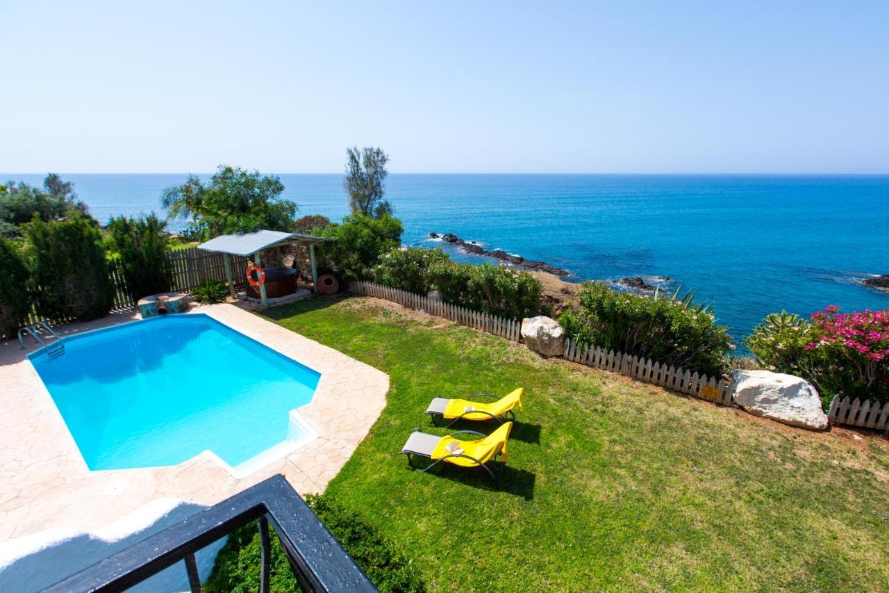 Villa Clarissa & Carmel View Пафос Экстерьер фото