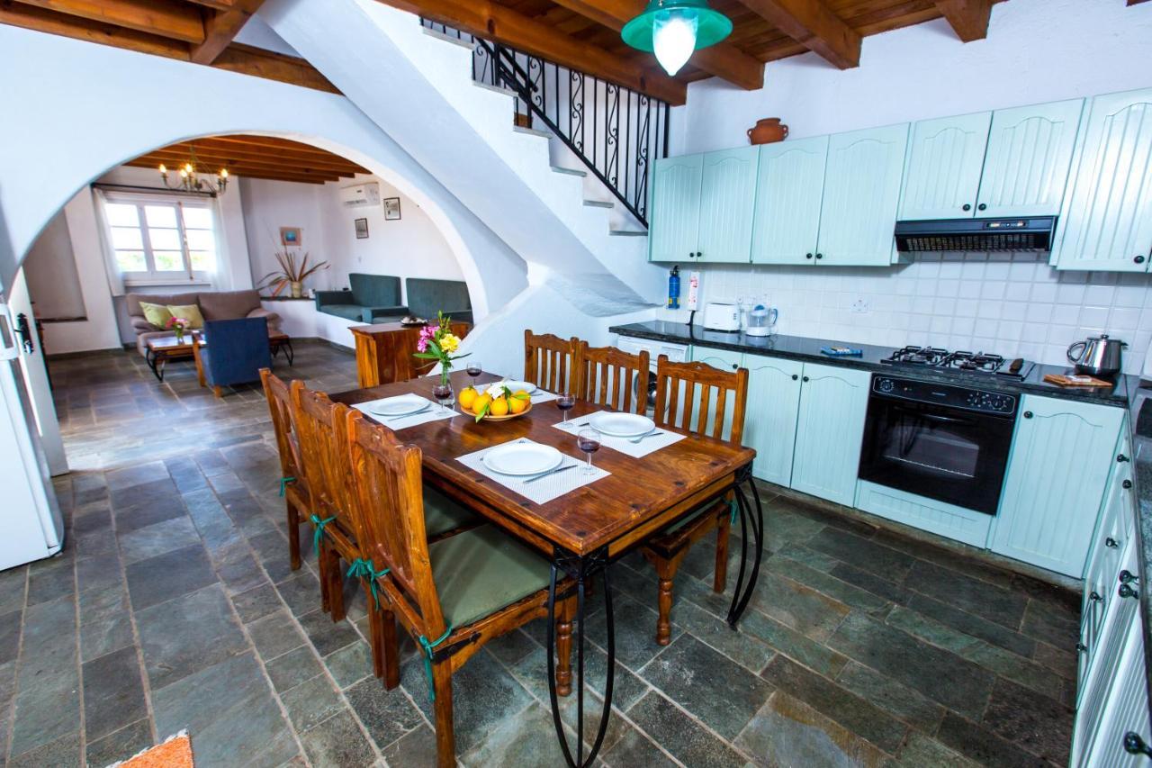 Villa Clarissa & Carmel View Пафос Экстерьер фото